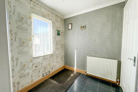 breakfast room