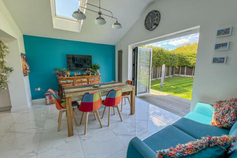 breakfast area2