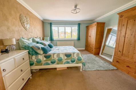 bed 1 3