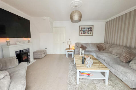 lounge 1