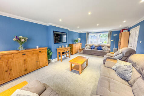 lounge 1