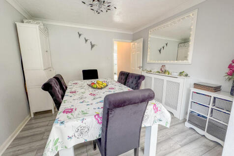 dining 1