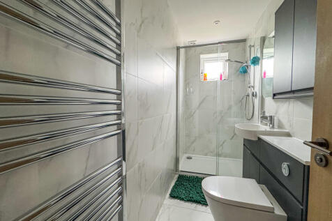 bed1 ensuite