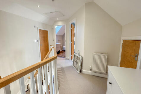 2nd floor landing