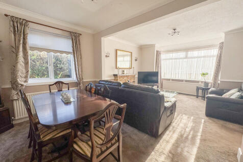 dining/lounge