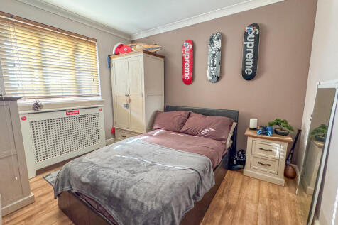 bed 3