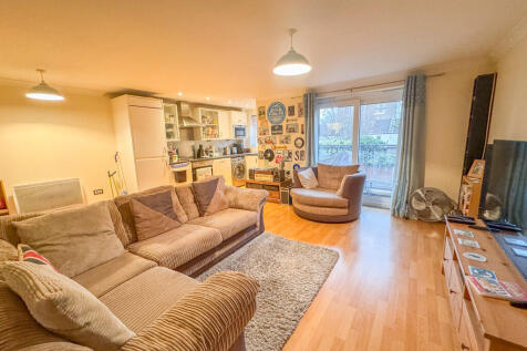 lounge 1