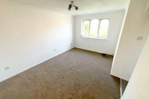 IMG-20250409-WA00...