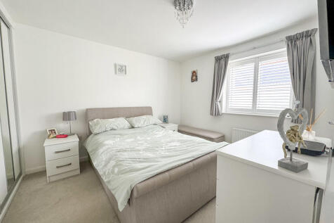 bed 1 image 1