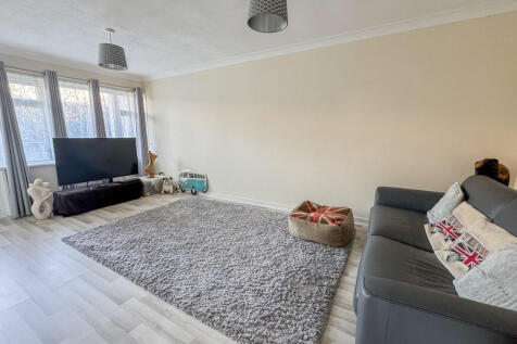 lounge - bedroom