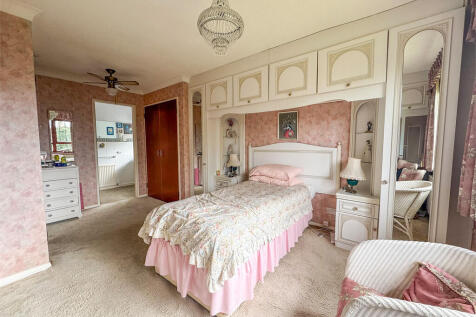 bed1 image2