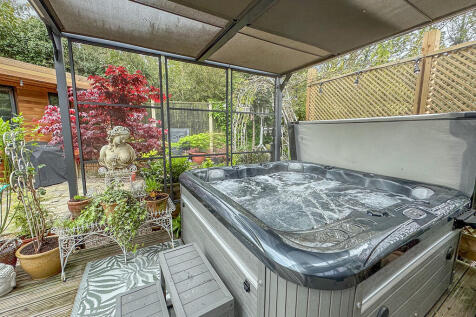 hot tub