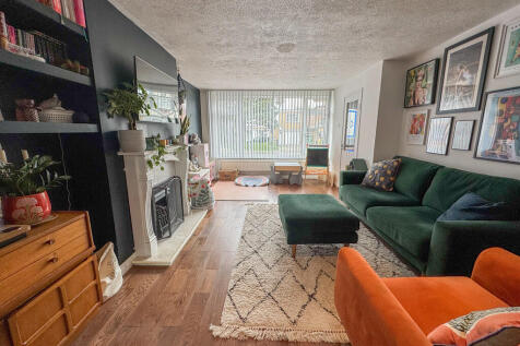 lounge 1