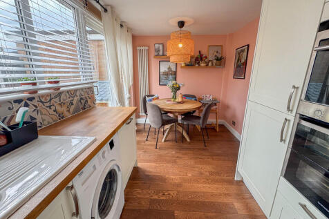 kitchen area 1