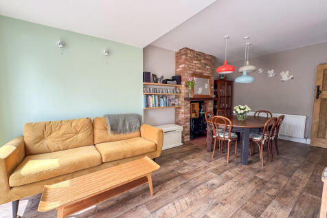 family room diner