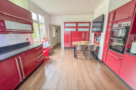 KITCHEN1