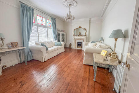 DRAWING ROOM