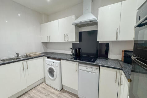 FLAT - KITCHEN AR...