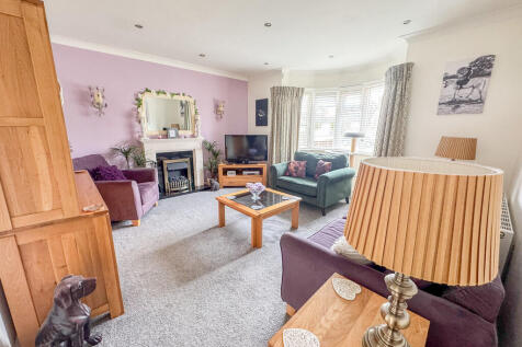 lounge 1