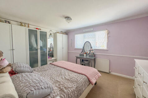 bed 1 2