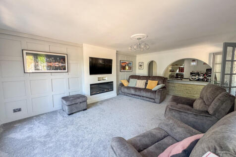 lounge 2