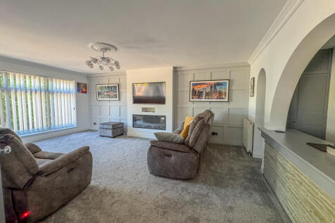 lounge 1