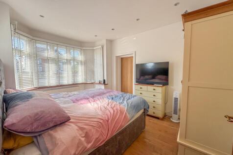 bed 1 1