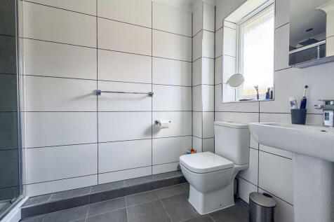 ensuite bed2