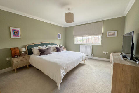 bed 1 2