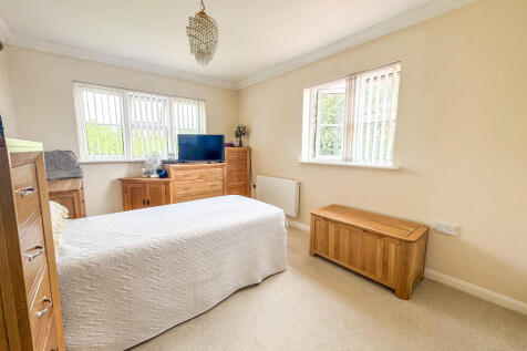 bed1 image 1