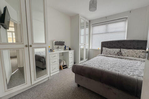 bed 1