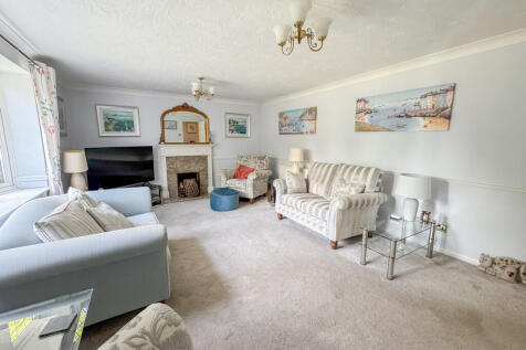 lounge 1