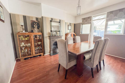 dining 1