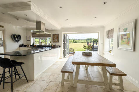 kitchen-diner