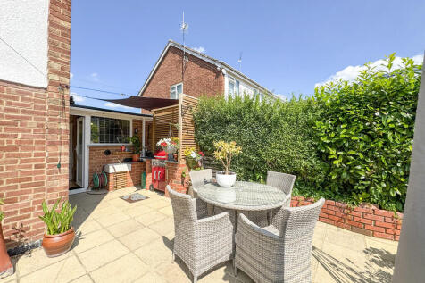 garden patio and ...