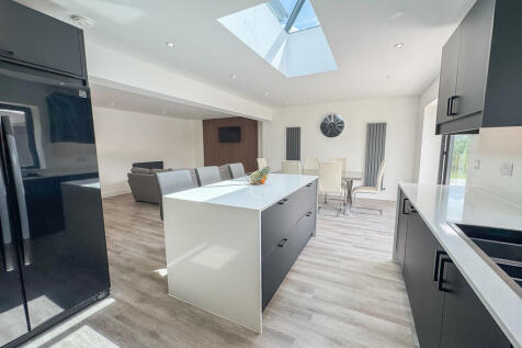kitchen area 2