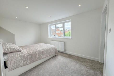 bed 1 2