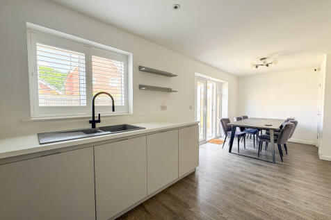 kitchen diner2