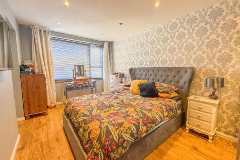 bed 4 - gfloor