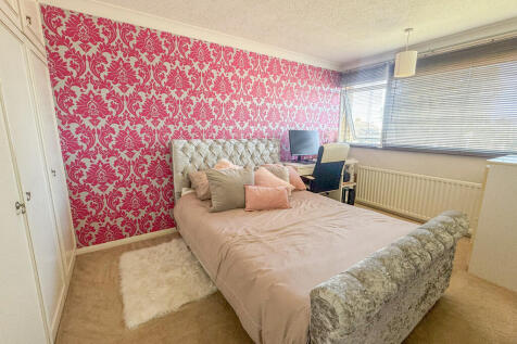 bed 11