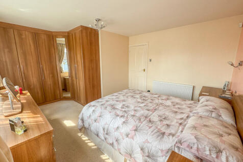 bed 1
