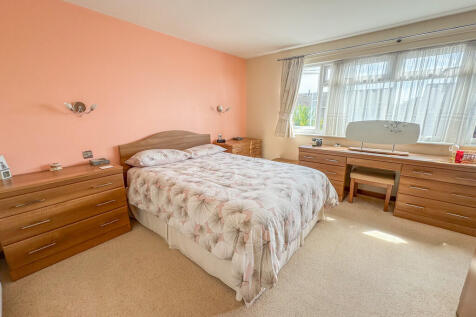 bed 1 2