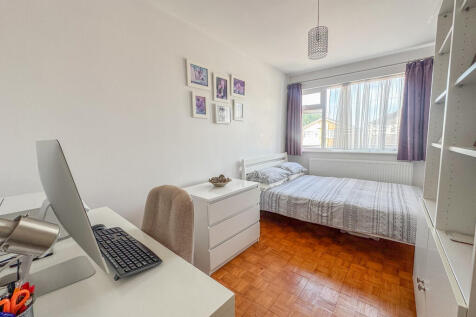 bed 3