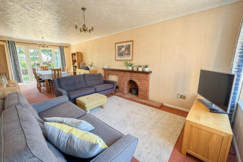 lounge 1