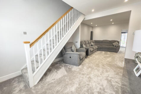 lounge 3