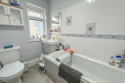 gf bathroom