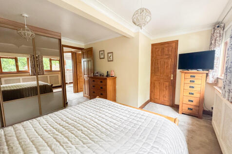bed 1 1