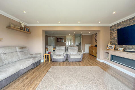 lounge 1