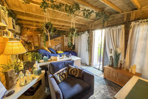 summer house - of...