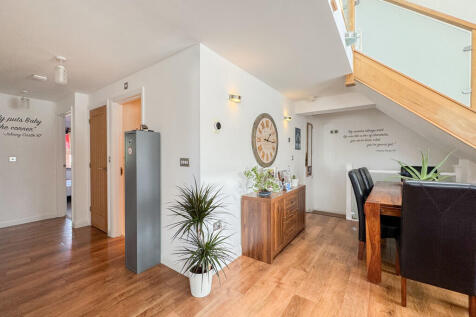 inner hall stairs...